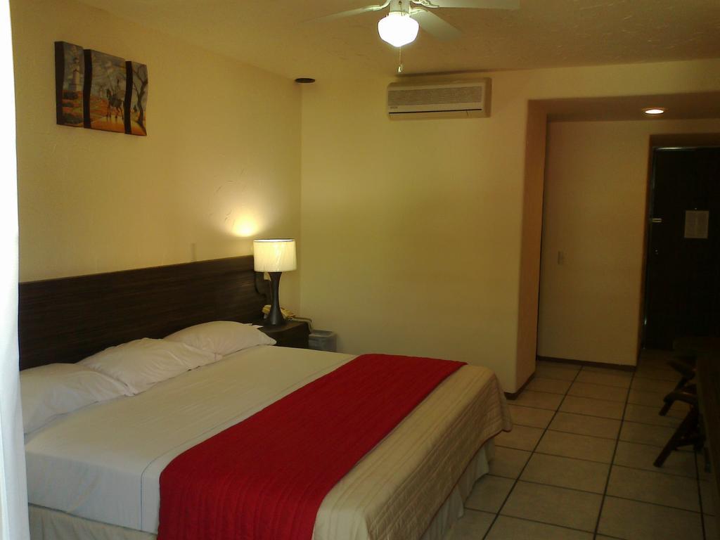 Hotel Real Del Sol クエルナバカ エクステリア 写真